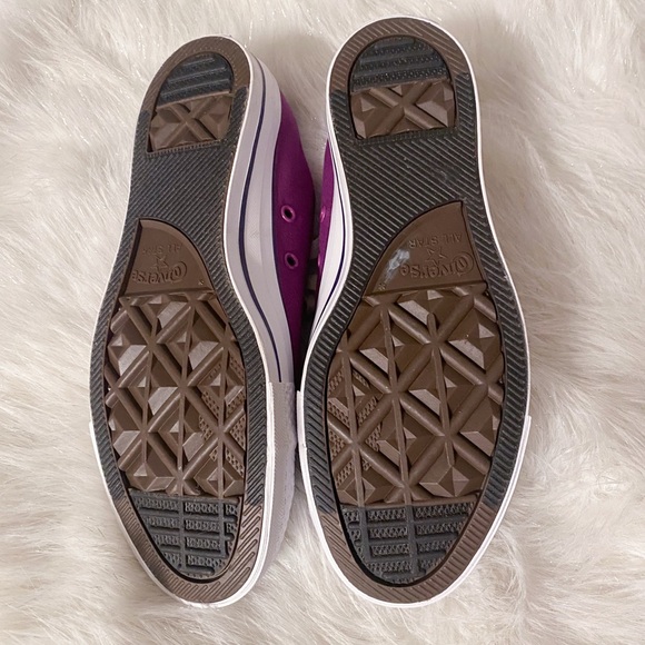 Converse Magenta and White Canvas Sneakers New 7.5 - Picture 2 of 6